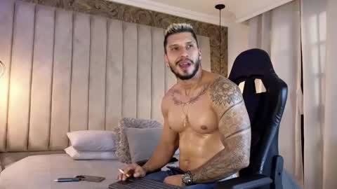 HEY IM SETH online show from February 1, 2025, 8:47 pm