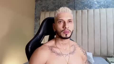 HEY IM SETH online show from February 19, 2025, 11:57 pm