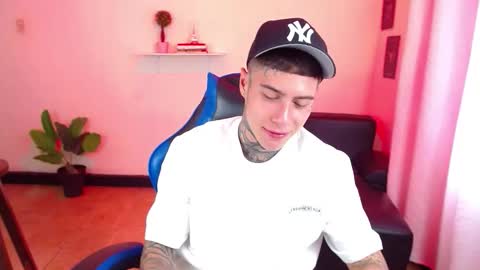 Thomas online show from November 6, 2025, 2:40 pm