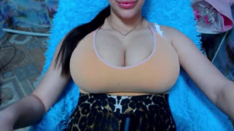 Snapshot of seu_cute chatting on September 28, 2025, 12:32 pm seu_cute online show from September 28, 2025, 12:32 pm