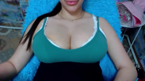 Snapshot of seu_cute chatting on October 15, 2025, 12:27 pm seu_cute online show from October 15, 2025, 12:27 pm