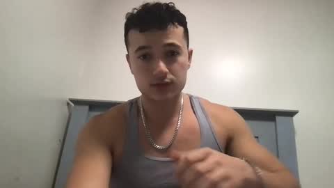 seveninchsteve_ online show from February 5, 2025, 4:06 am