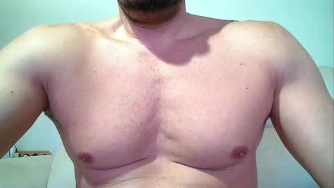Snapshot of sex_machine_19 chatting on July 25, 2026, 10:24 am SEX MACHINE 19 online show from July 25, 2026, 10:24 am
