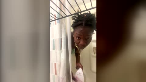 Snapshot of sexcblack200 chatting on April 15, 2026, 12:23 pm sexcblack200 online show from April 15, 2026, 12:23 pm