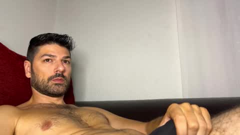 Lucenzo  online show from September 10, 2025, 7:52 am