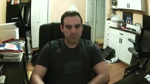 Snapshot of sexfungames chatting on February 28, 2025, 12:32 am Kyle online show from February 28, 2025, 12:32 am