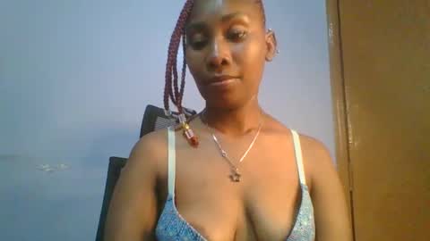 Snapshot of sexie_curvie chatting on February 13, 2025, 5:54 pm Maggie online show from February 13, 2025, 5:54 pm