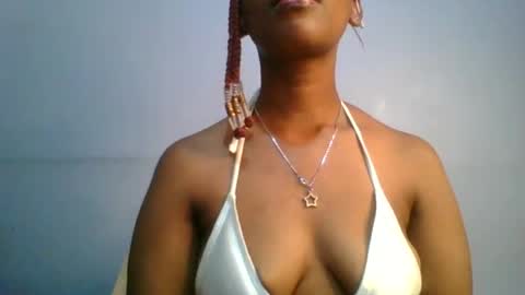 Snapshot of sexie_curvie chatting on February 16, 2025, 2:21 pm Maggie online show from February 16, 2025, 2:21 pm