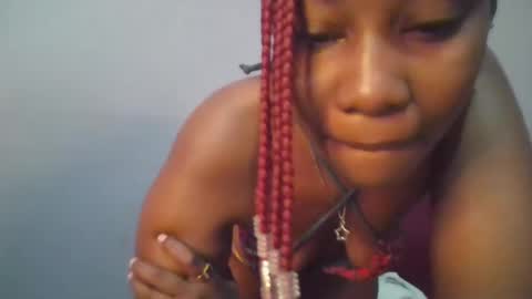 Snapshot of sexie_curvie chatting on March 4, 2025, 4:06 am Maggie online show from March 4, 2025, 4:06 am