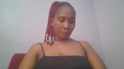 Snapshot of sexie_curvie chatting on March 5, 2025, 11:28 am Maggie online show from March 5, 2025, 11:28 am
