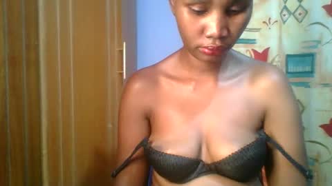 Snapshot of sexie_curvie chatting on November 28, 2025, 4:53 pm Maggie online show from November 28, 2025, 4:53 pm