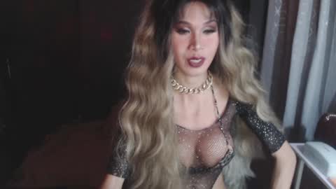 nicole online show from January 18, 2025, 8:10 am