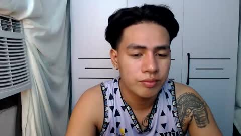 HI I AM JAMESPLEASE LET ME DO SOME HOT SHOWS FOR YOU HERE FOR MY  SCHOOL AND FOR MY FAMILY online show from October 14, 2025, 4:35 am