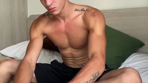 Snapshot of sexninjaboy_ chatting on April 14, 2026, 10:10 am Jace online show from April 14, 2026, 10:10 am