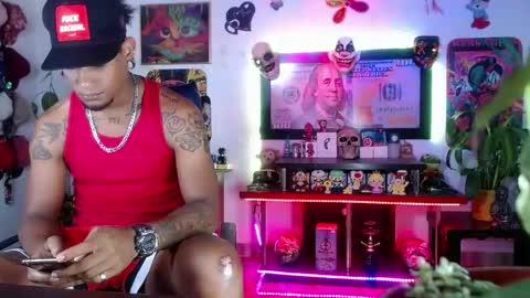 Snapshot of sexo_aharon chatting on May 31, 2026, 5:15 am Aharon ravelo online show from May 31, 2026, 5:15 am