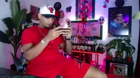 Snapshot of sexo_aharon chatting on July 4, 2026, 4:18 am Aharon ravelo online show from July 4, 2026, 4:18 am