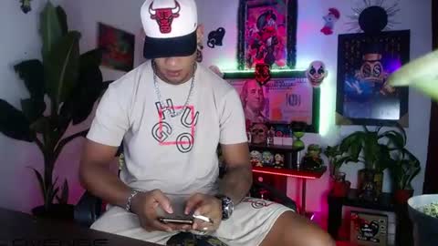 Snapshot of sexo_aharon chatting on July 8, 2026, 3:22 am Aharon ravelo online show from July 8, 2026, 3:22 am