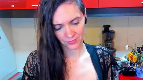 sexqueen1111 online show from January 25, 2025, 10:29 am