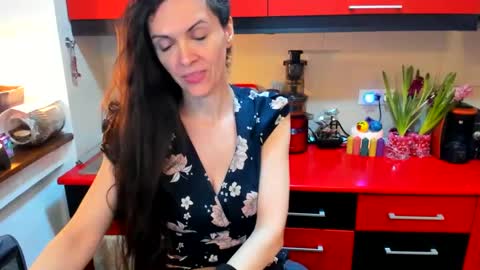 sexqueen1111 online show from February 24, 2025, 10:25 pm