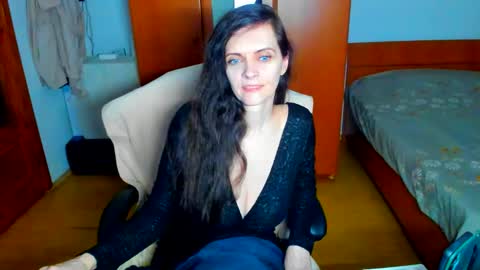 sexqueen1111 online show from May 28, 2026, 7:44 pm