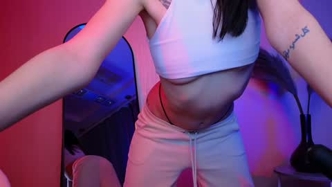 sextezi online show from January 27, 2025, 12:58 pm