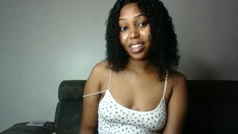 sexttiana_ebony online show from October 11, 2025, 10:14 am