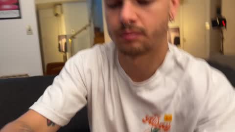 Andrea online show from December 18, 2025, 1:11 am