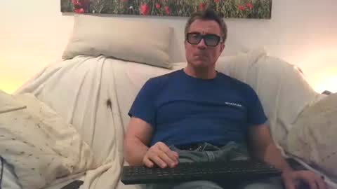 Snapshot of sexurbation chatting on May 12, 2026, 8:28 pm Sexurbation online show from May 12, 2026, 8:28 pm