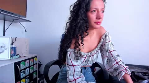 Jax and Lu online show from January 13, 2025, 3:04 pm