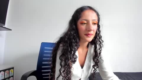 Jax and Lu online show from September 26, 2025, 8:35 pm