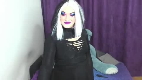 sexxx_queen online show from October 28, 2025, 11:51 pm