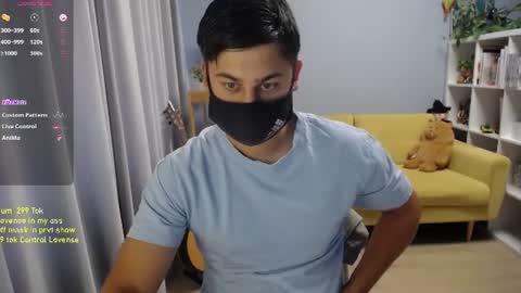 Snapshot of sexxxdickbig chatting on July 21, 2026, 8:49 am Tommy online show from July 21, 2026, 8:49 am