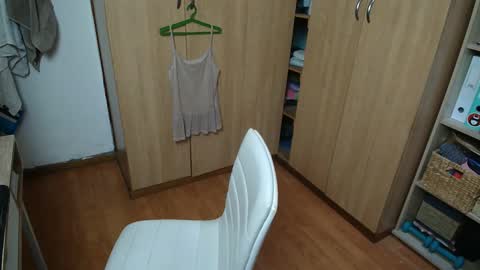 sexxxycrystali online show from September 26, 2025, 9:24 am