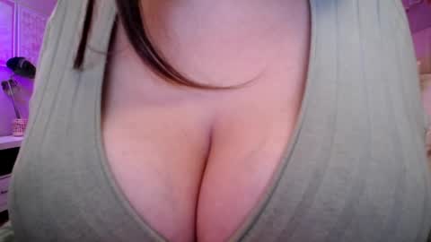 Snapshot of sexxxyprincess chatting on April 17, 2026, 2:14 am Princess online show from April 17, 2026, 2:14 am