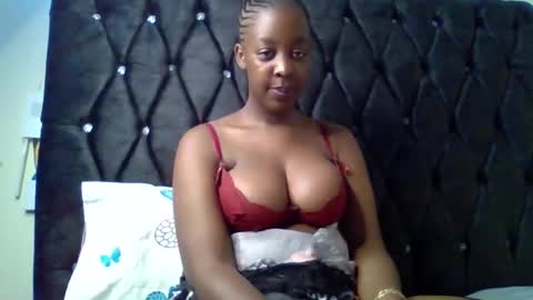 sexxy_chery online show from March 12, 2026, 12:17 am