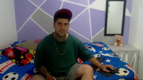 sexxy man online show from March 6, 2026, 11:34 pm