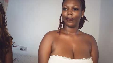 sexxydivah online show from March 20, 2026, 9:36 am