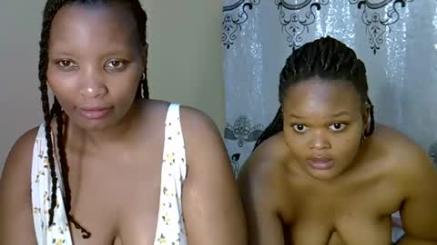 Sexxyqueens online show from November 21, 2025, 4:38 pm