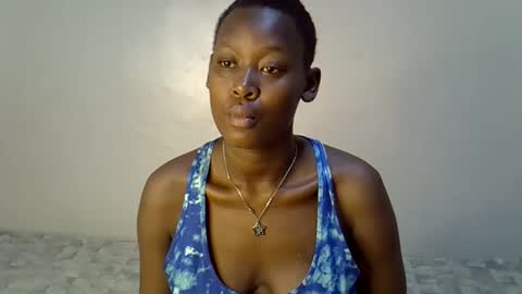 sexxyvee224 online show from November 17, 2025, 10:15 pm