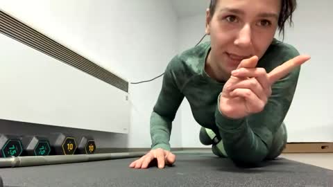 Ana  Rusakova online show from February 4, 2025, 7:00 pm