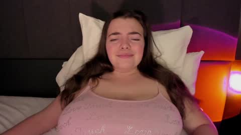 Hello dear. I will be glad to meet you.  see you soon. online show from January 2, 2025, 12:34 am