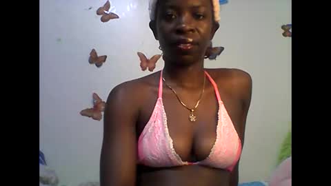 Snapshot of sexy_annbel chatting on October 17, 2025, 11:13 am Ann online show from October 17, 2025, 11:13 am