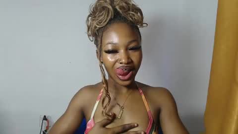 sexy_bluey247 online show from May 14, 2026, 6:42 am