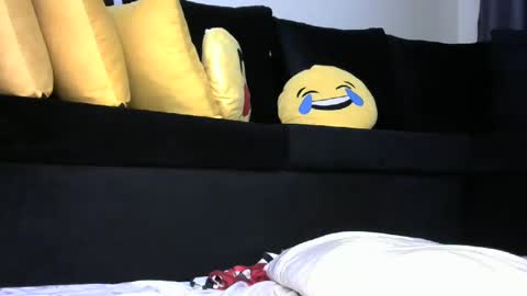 liya online show from March 10, 2025, 8:48 am