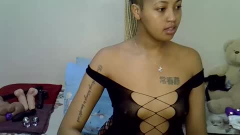 sexy_bubbie01 online show from May 2, 2026, 7:35 am