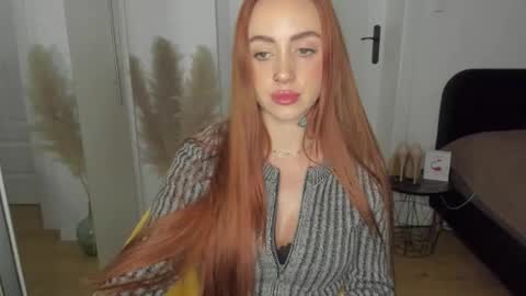 Snapshot of sexy_coralie chatting on November 11, 2025, 8:09 pm C o r a l i e online show from November 11, 2025, 8:09 pm