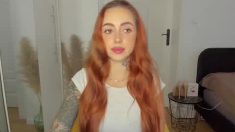 Snapshot of sexy_coralie chatting on November 26, 2025, 7:42 am C o r a l i e online show from November 26, 2025, 7:42 am