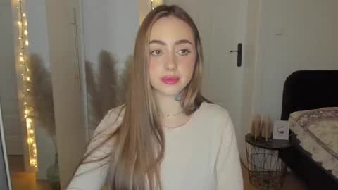 Snapshot of sexy_coralie chatting on January 8, 2026, 3:58 pm C o r a l i e online show from January 8, 2026, 3:58 pm