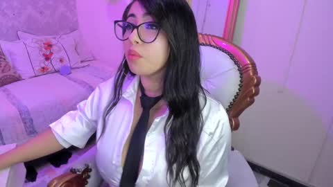  C R I S T A L  online show from March 8, 2025, 7:16 am