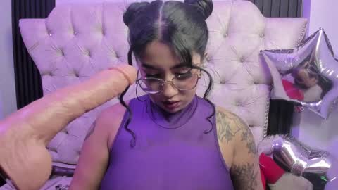  C R I S T A L  online show from April 19, 2026, 7:38 pm